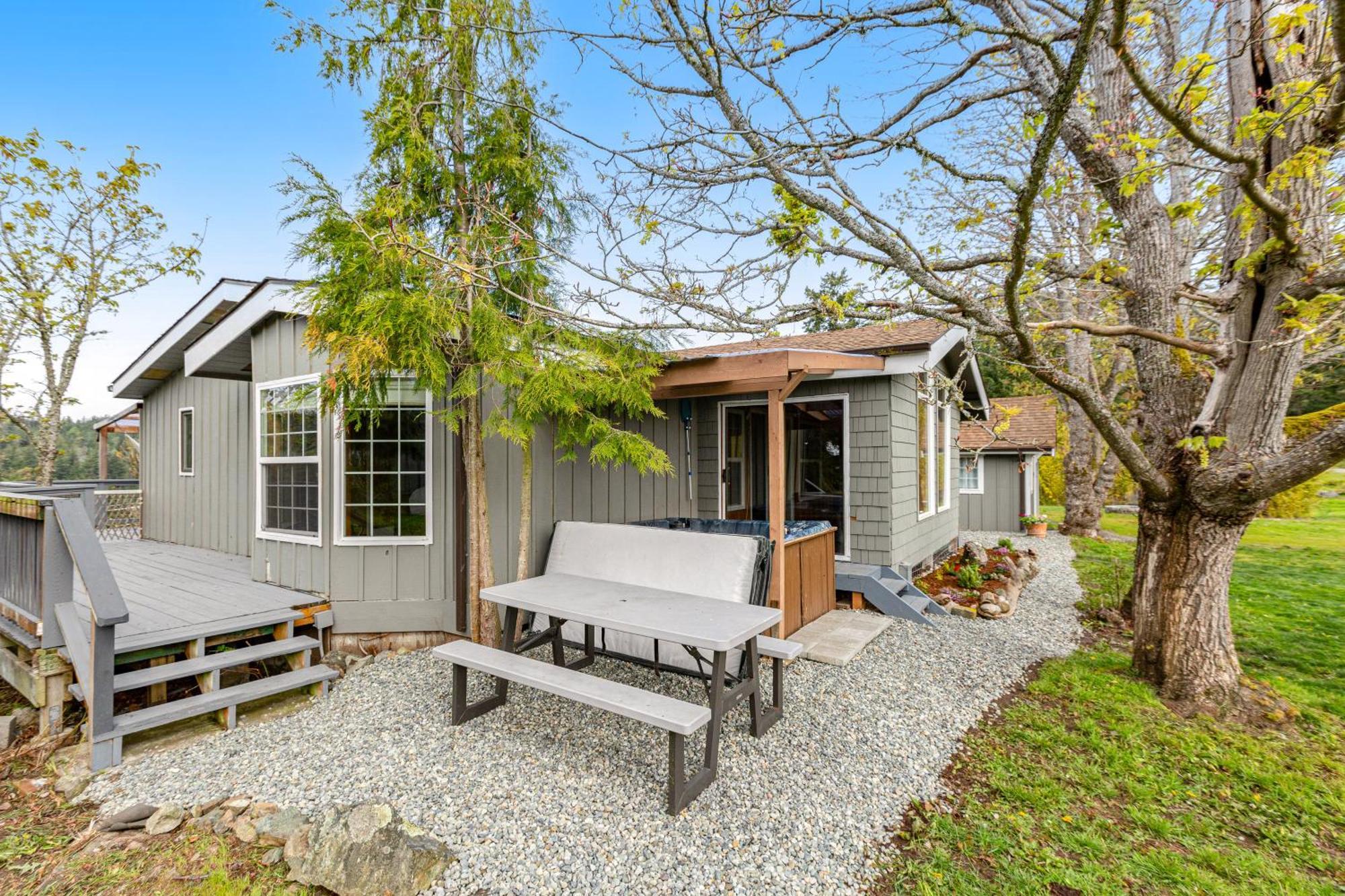 Deer Harbor Cottages Room photo