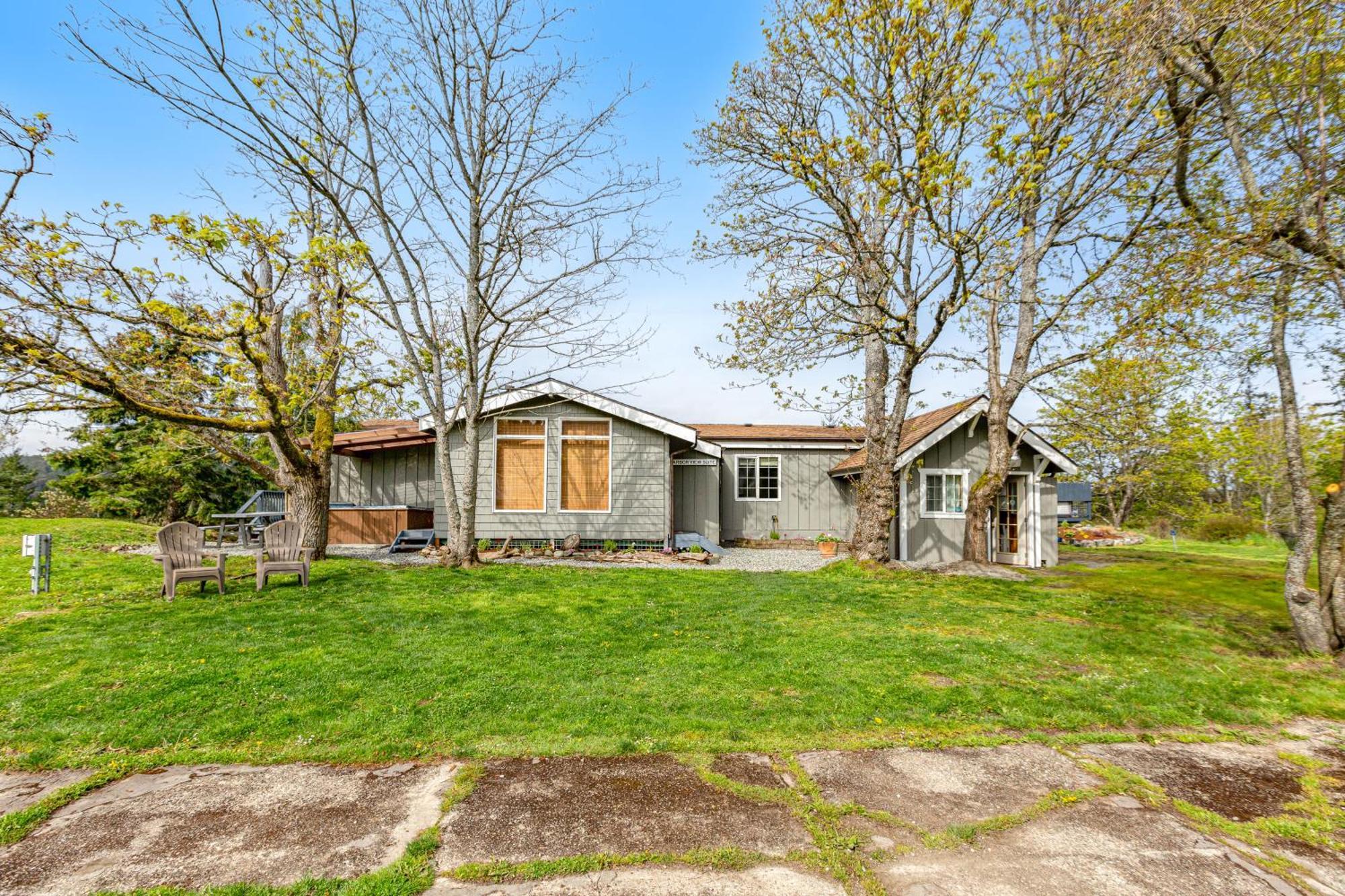 Deer Harbor Cottages Room photo