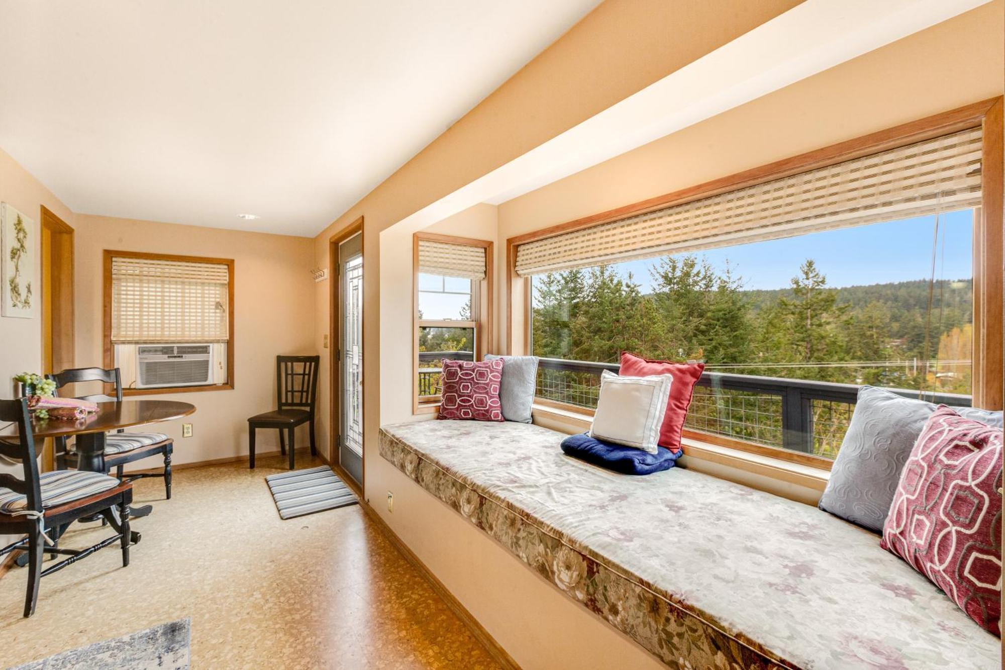Deer Harbor Cottages Room photo