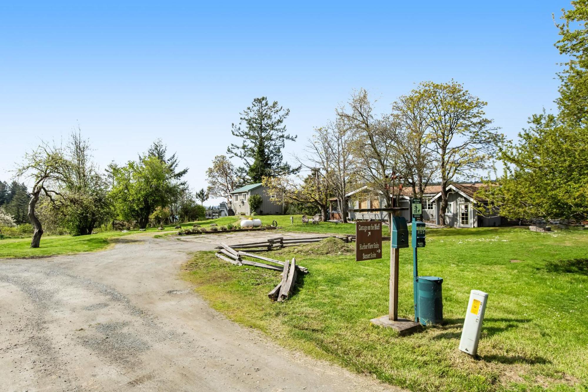 Deer Harbor Cottages Room photo